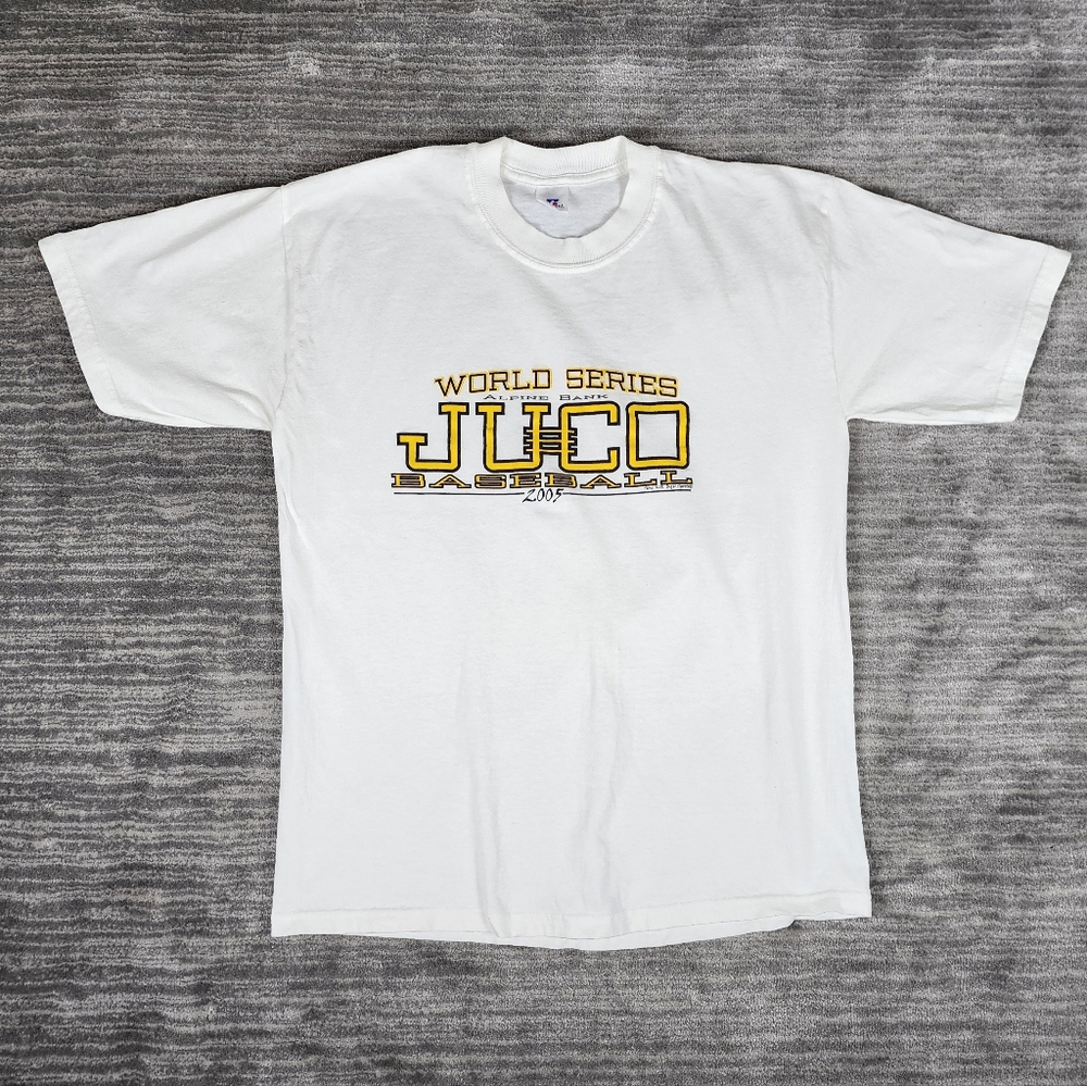 Vintage 2005 Juco World Series Baseball Shirt!
